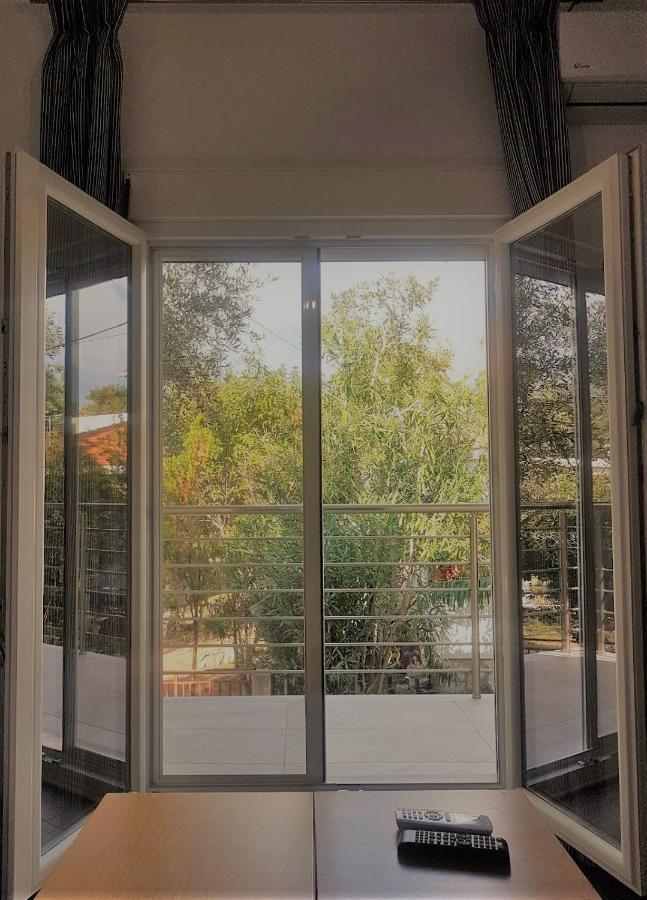 Spitaki Apartments โปตอส ภายนอก รูปภาพ